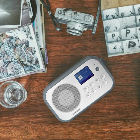 Sangean DPR-42BT White-Grey DAB+/FM radio wit grijs met bluetooth werkt op batterijen/netadapter